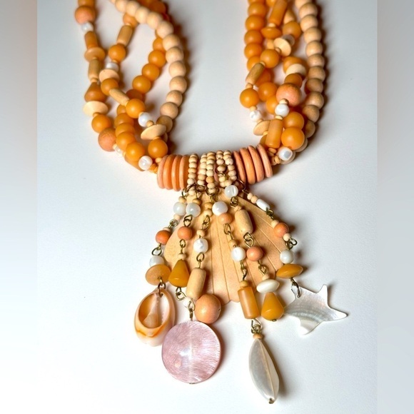 ASSEMBLAGE ART Necklace Beach Shells & Wooden Beads Multi Strand dangles 5348 O - Picture 2 of 12